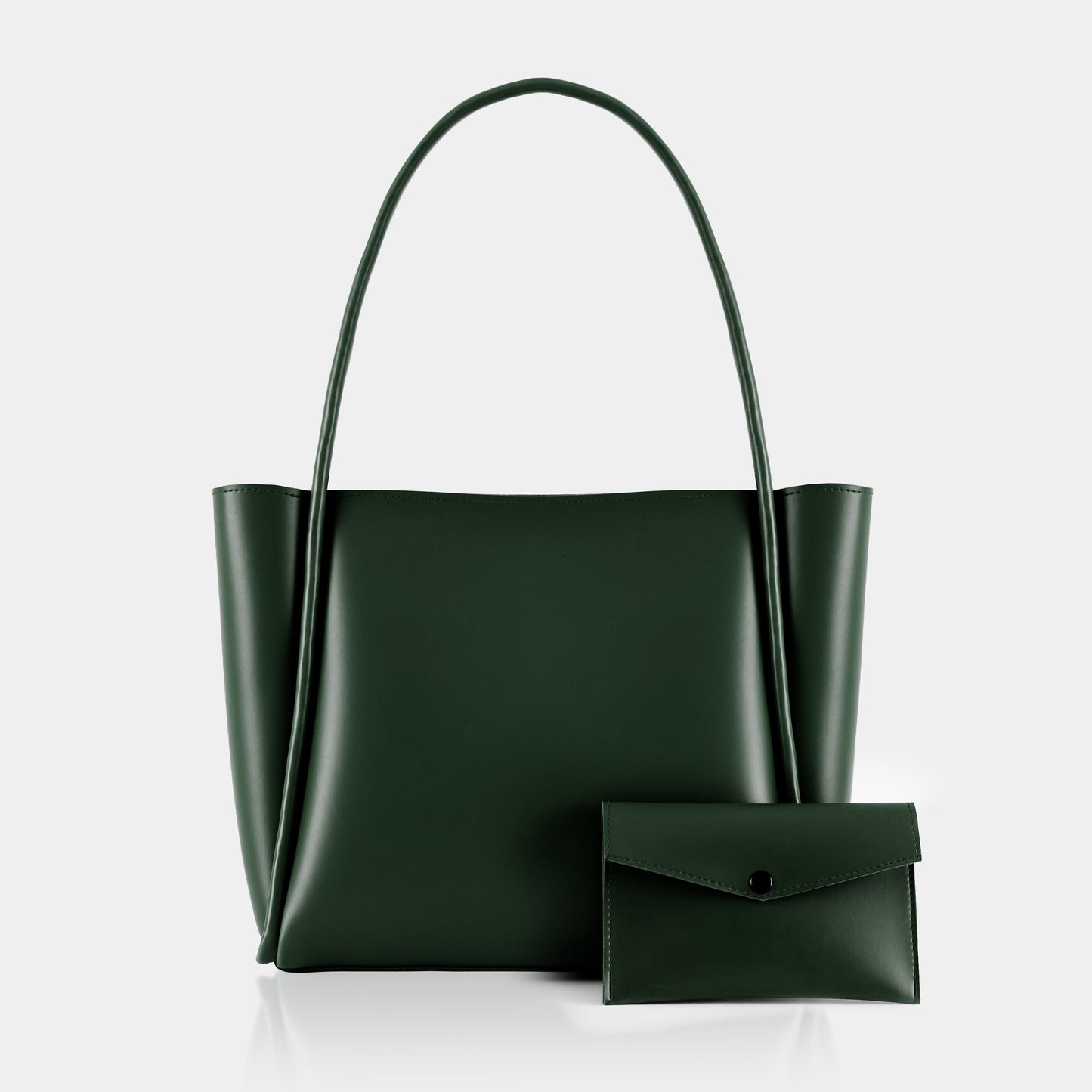Piping tote bag.